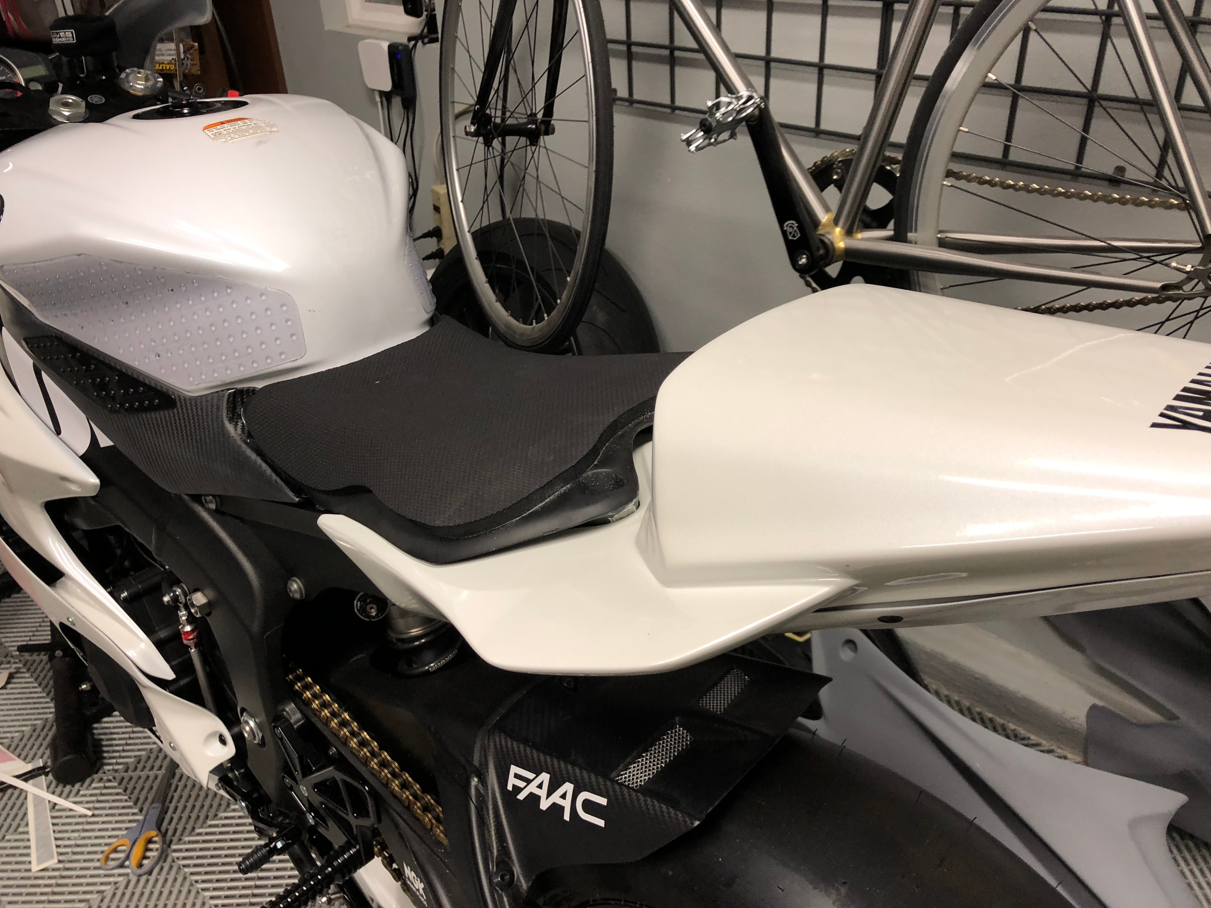 Graves Yamaha R6 — JD Beach #1 photo 19